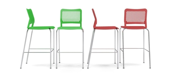 High-chair-WAIT-Narbutas-1920x864-1.jpg