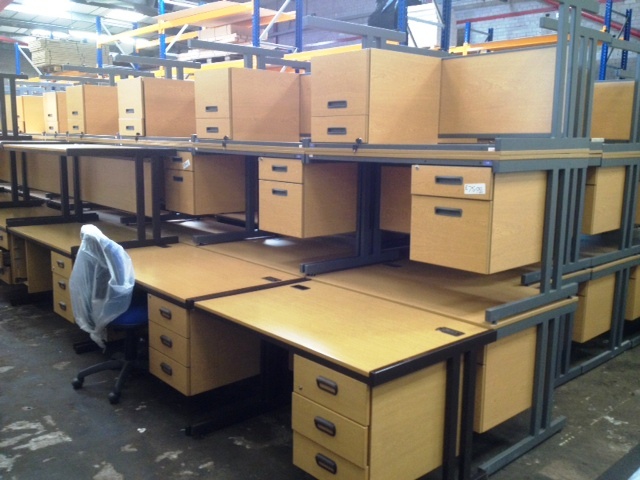p-706-used-desks-1200.jpeg